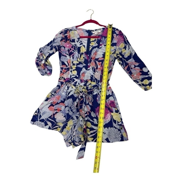Yumi Kim Blue Floral Silk "Liz" Romper 3/4 Sleeve Silk With Pockets size xS - Picture 11 of 17